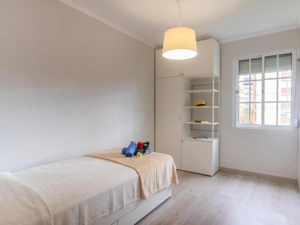 Apartment Olivais By Interhome Лиссабон