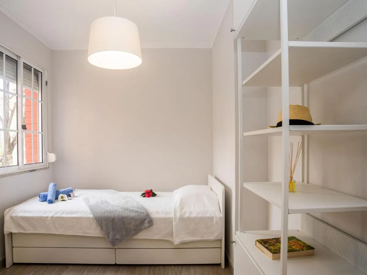 Apartment Olivais By Interhome Лиссабон